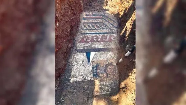 ‘Altyapı’dan 1500 yıllık mozaik çıktı