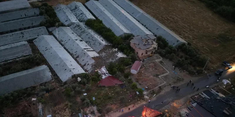 Antalyada'da meydana gelen hortum seraları vurdu!