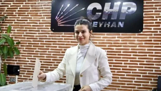 Ceyhan Belediyesi'nde Başkan Vekiliğini CHP'li aday Sevil Yıldız kazandı