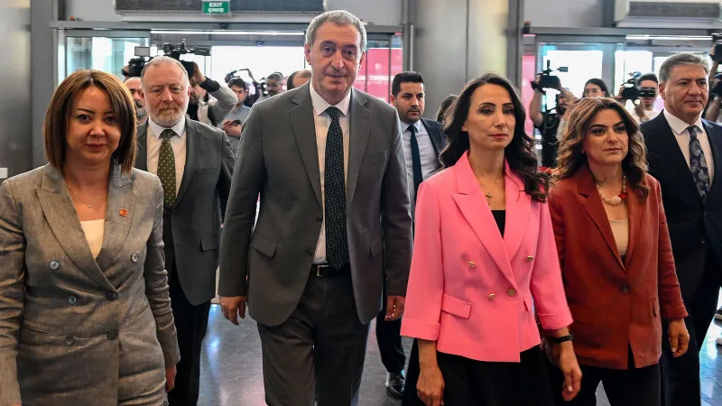Dem heyeti yarın AK Parti ile görüşecek