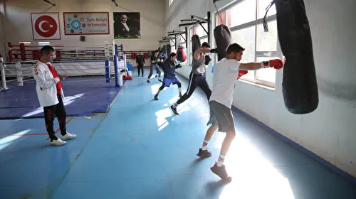Erkek Boks Milli Takımı Dünya Challenge Turnuvası'na hazırlanıyor