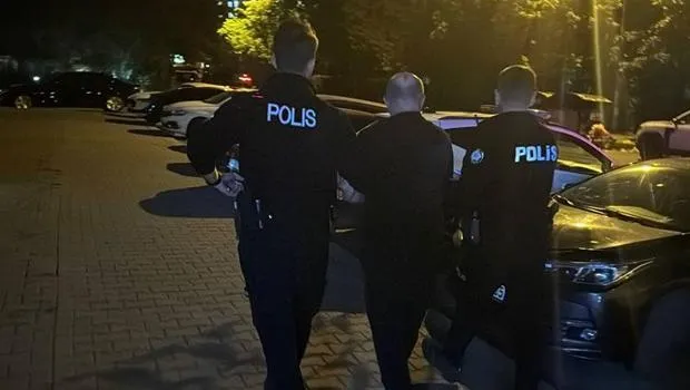 Esenyurt'ta bir baba, tartıştığı oğlunu silahla vurdu