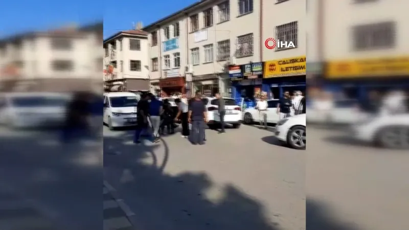 Gaziye çirkin saldırı: Trafikte darp ettiler