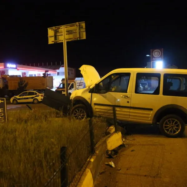 Kars'ta zincirleme kaza: 4 yaralı