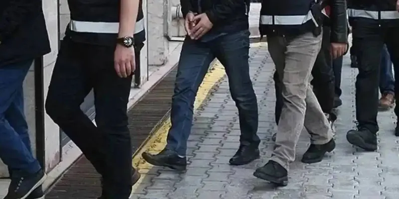Kendilerini MİT çalışanı olarak tanıttılar! Dolandırıcılık operasyonlarında 19 tutuklama
