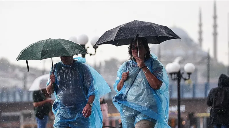 Meteoroloji'den İstanbul dahil birçok ile kuvvetli sağanak yağış uyarısı