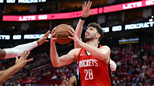 Alperen Şengün'den Müthiş Performans! Rockets Playoff'ta mı?