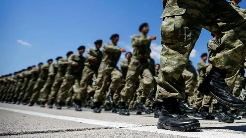 Askere Gitmek İsteyenler Dikkat! İşte Adım Adım Askerlik Rehberi