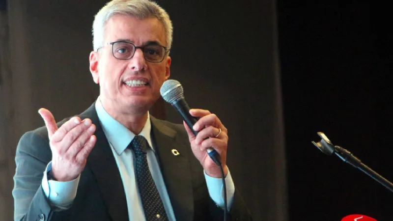 Sezaryen Tartışması: Bakan Memişoğlu'ndan Şok Edici Açıklamalar!