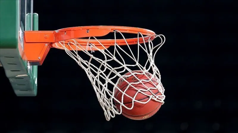 THY Avrupa Ligi Play-Off Heyecanı Başlıyor! Fenerbahçe ve Efes Sahada!