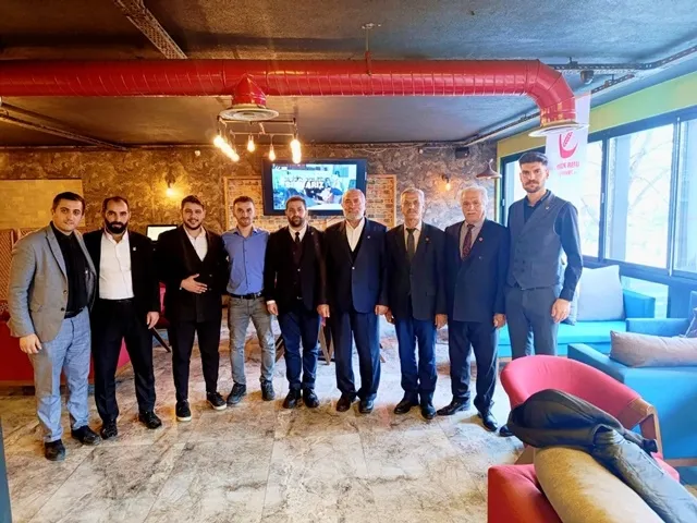 Esenyurt'ta Yeniden Refah Coşkusu: İlçe Divan Toplantısı Duyurdu!