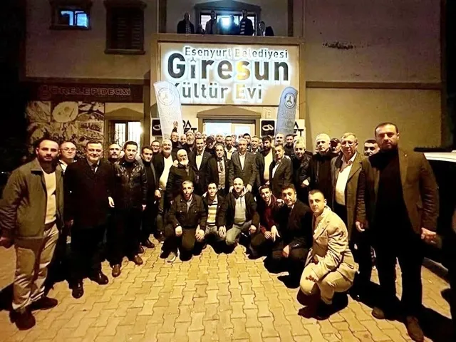 KARDEF'ten Anlamlı Buluşma! İzsiz ve Çoban'la Coşku Dolu Anlar