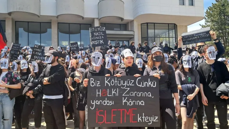 ODTÜ'de "Kötüler" Yürüyüşü: Suçlarını İtiraf Ettiler!