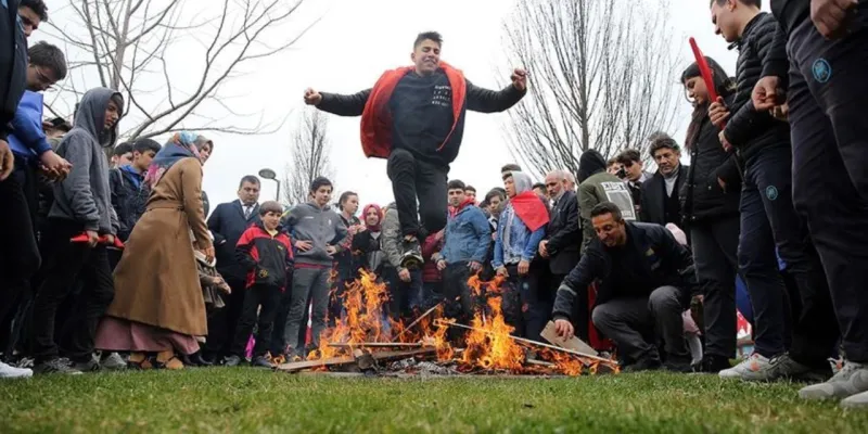 Nevruz Bayramı Tatili mi Oluyor? AKP'den Şaşırtan Hamle!