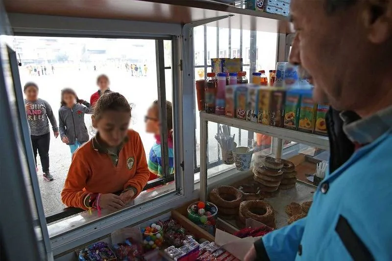 Kantin Fiyatları Uçtu! Simit 25 TL, Tost 85 TL Şok Etti!