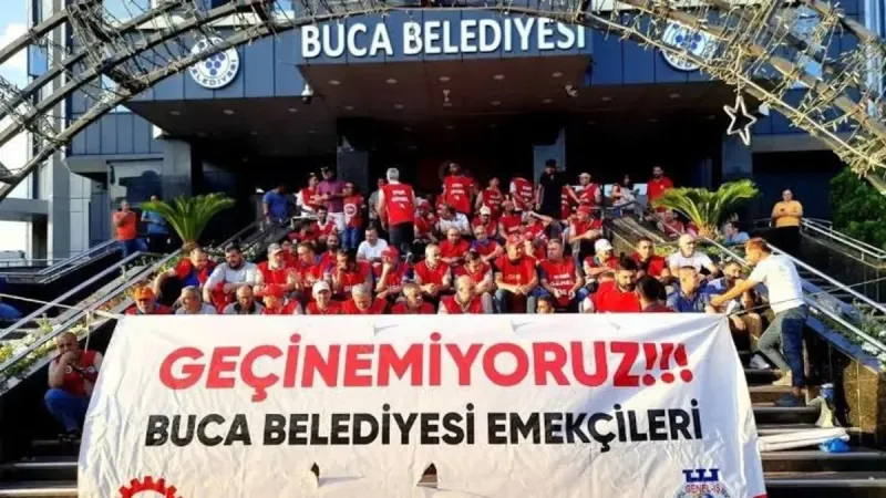 TİS bitti eylemler bitmedi! Taksit taksit maaş işçileri çileden çıkardı... Buca ve Karabağlar Belediyesi'nde işçiler ayaklandı