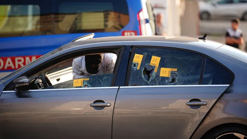 Trafikte kanlı infaz: 3 ölü, 3 yaralı